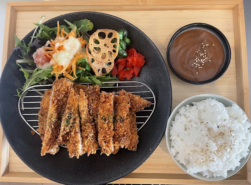 Tomo Japanese Restaurant photo 2