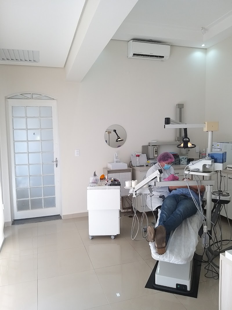 Dra Denise Angelini Silva - foto 2