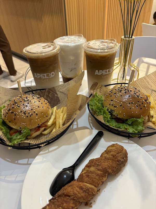 Apeiro Cafe