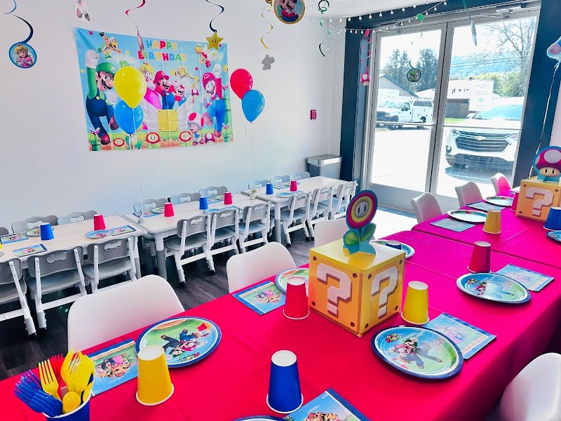 Playhouse Cafe photo 4