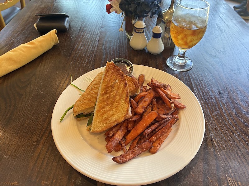 Dixie Cafe at Houmas House and Gardens photo 3