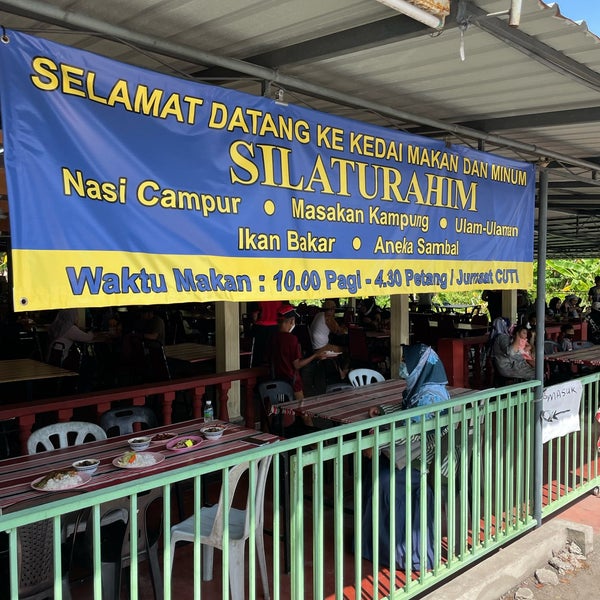 Restoran Silaturrahim - Photo 1