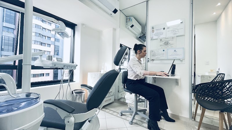 AnimerOdonto – Reabilitação Oral e Implantes Dentários