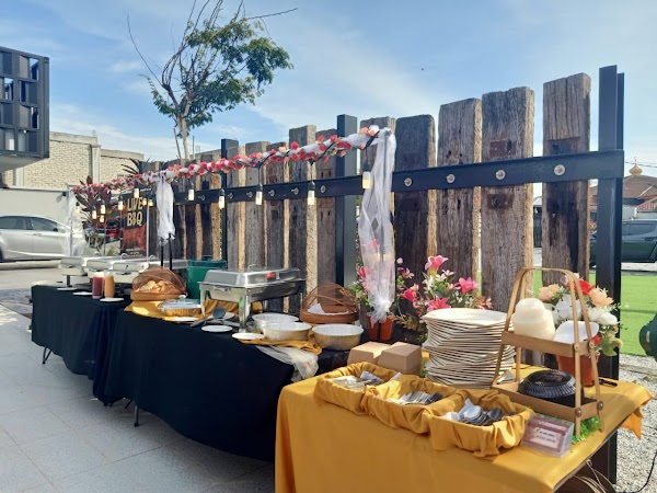 Alan Grill Steak House - Photo 1