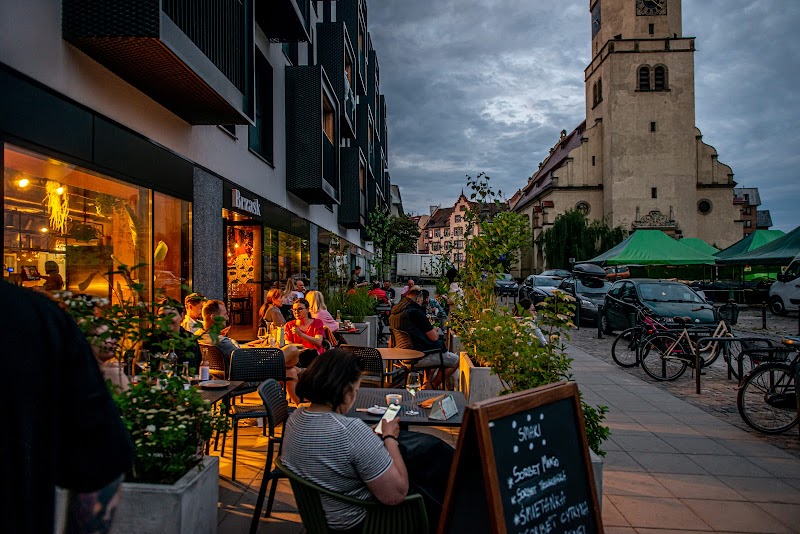 Brzask Bistro
