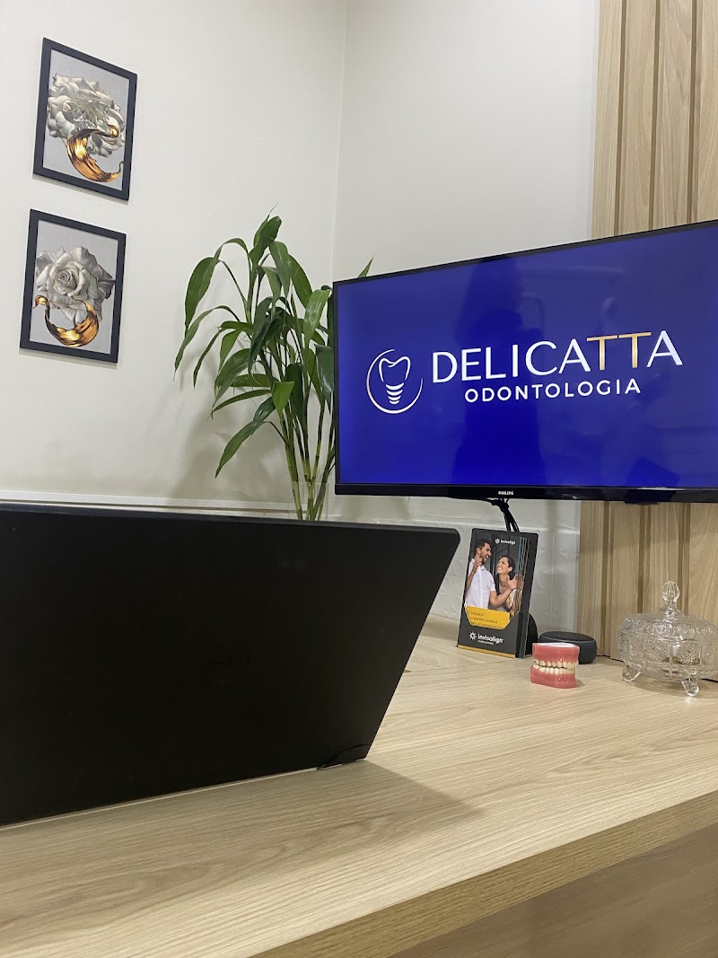 Dra Ana Karoline Vilela Porto / Invisalign Goiânia - foto 2