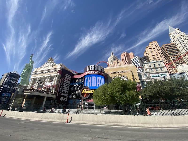 New York Pizzeria photo 4