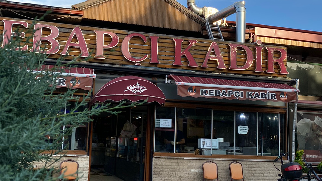 Kebapçı Kadir mekanı