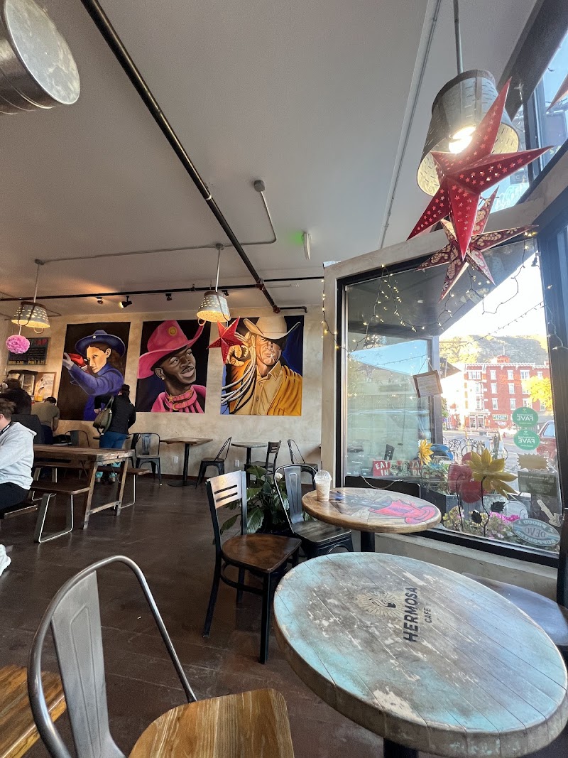 Hermosa Cafe photo 4