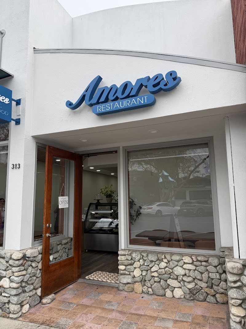 Amores Restaurant