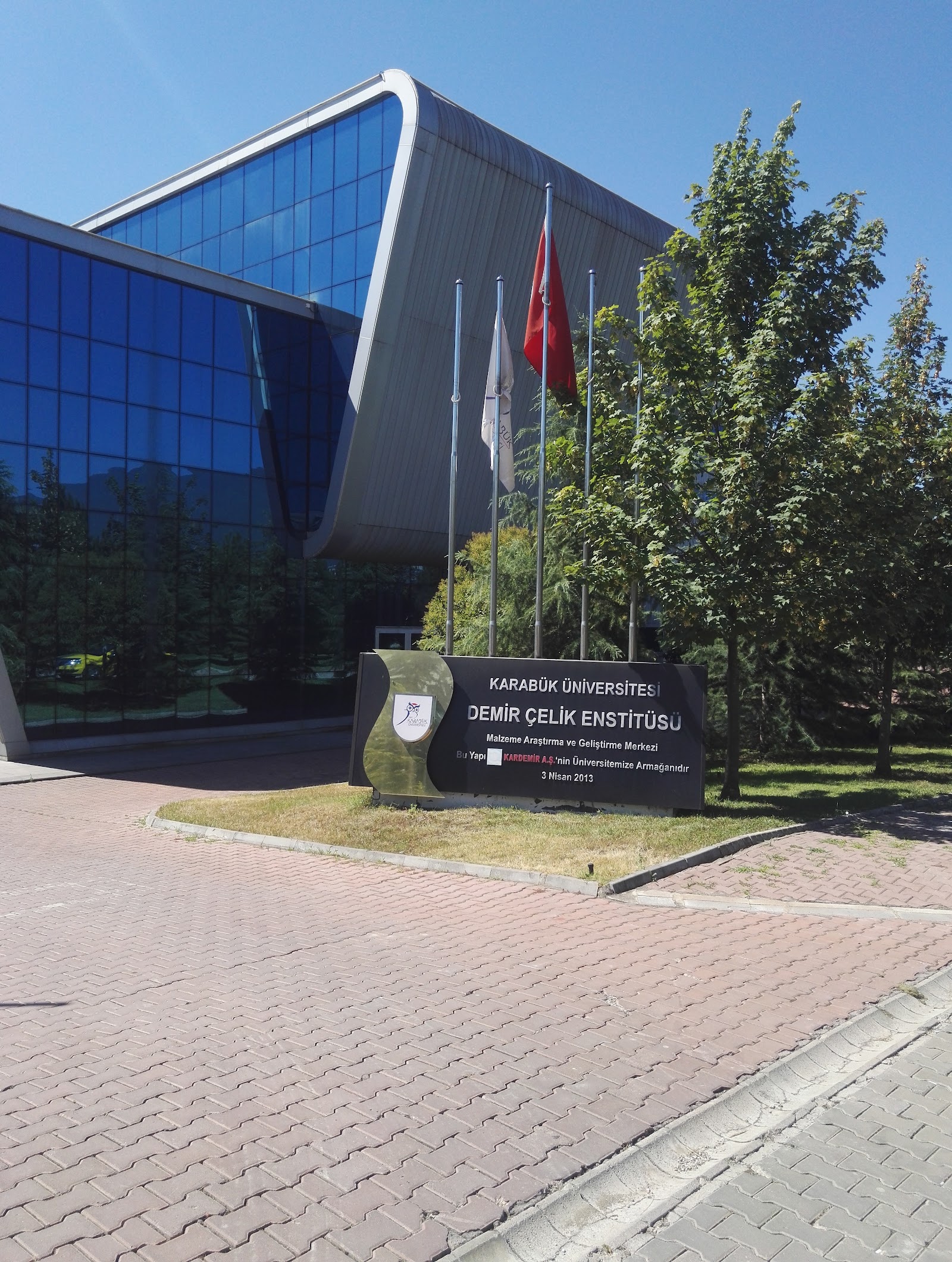 Karabük Üniversitesi Demir Çelik Enstitüsi mekanı