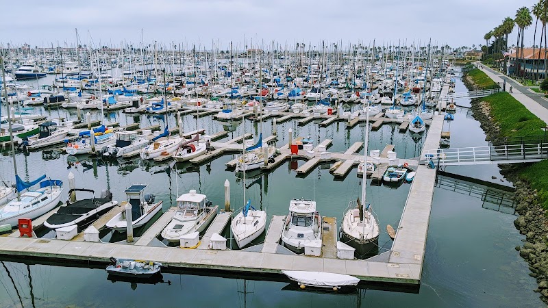 Holiday Inn Express & Suites Ventura Harbor by IHG