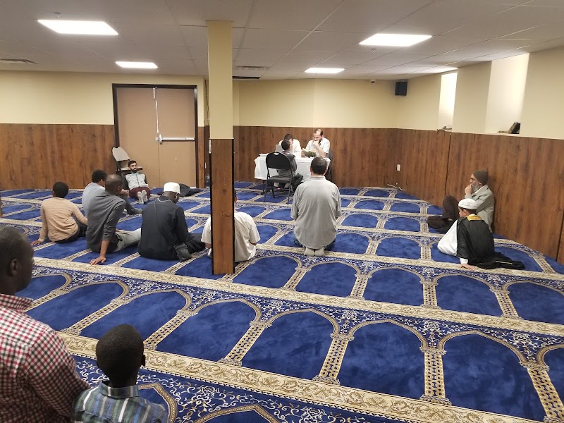 Al-Madinah Center photo 2