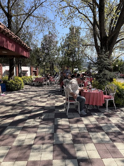 Şah İnegöl Köftecisi - Restoran