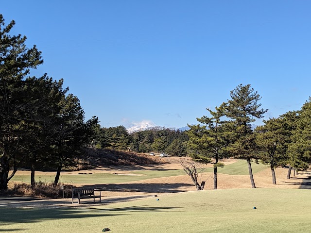 Yokohama Country Club - Photo 6