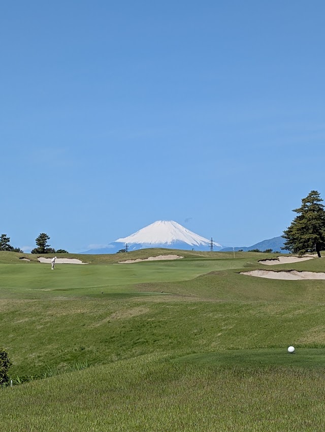 Yokohama Country Club - Photo 5