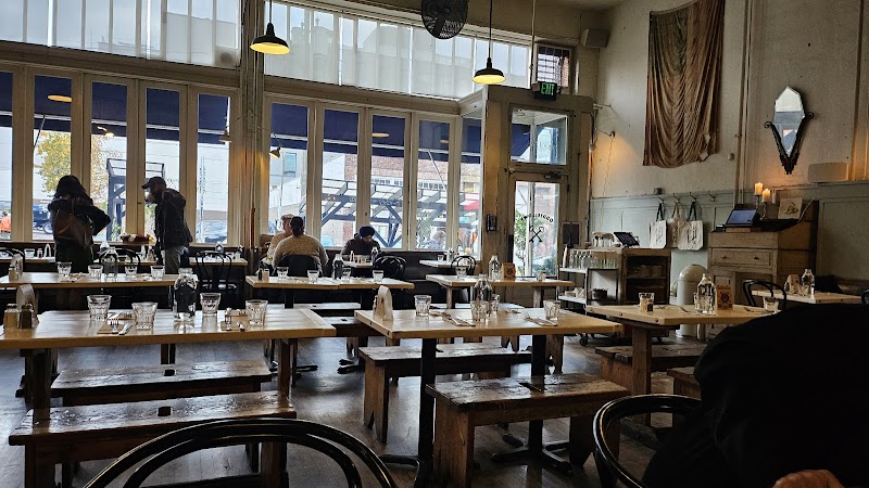 Oddfellows Café + Bar photo 4