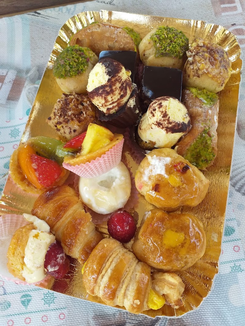 Mozzicato DePasquale Bakery and Pastry Shop photo 3