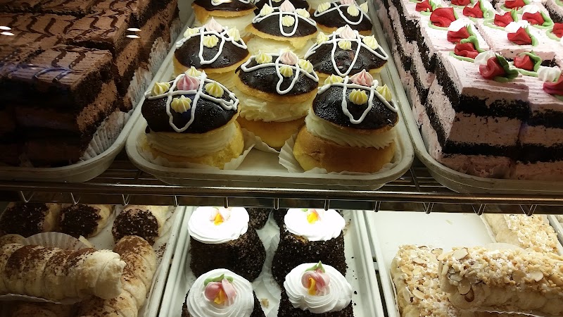 Mozzicato DePasquale Bakery and Pastry Shop photo 2