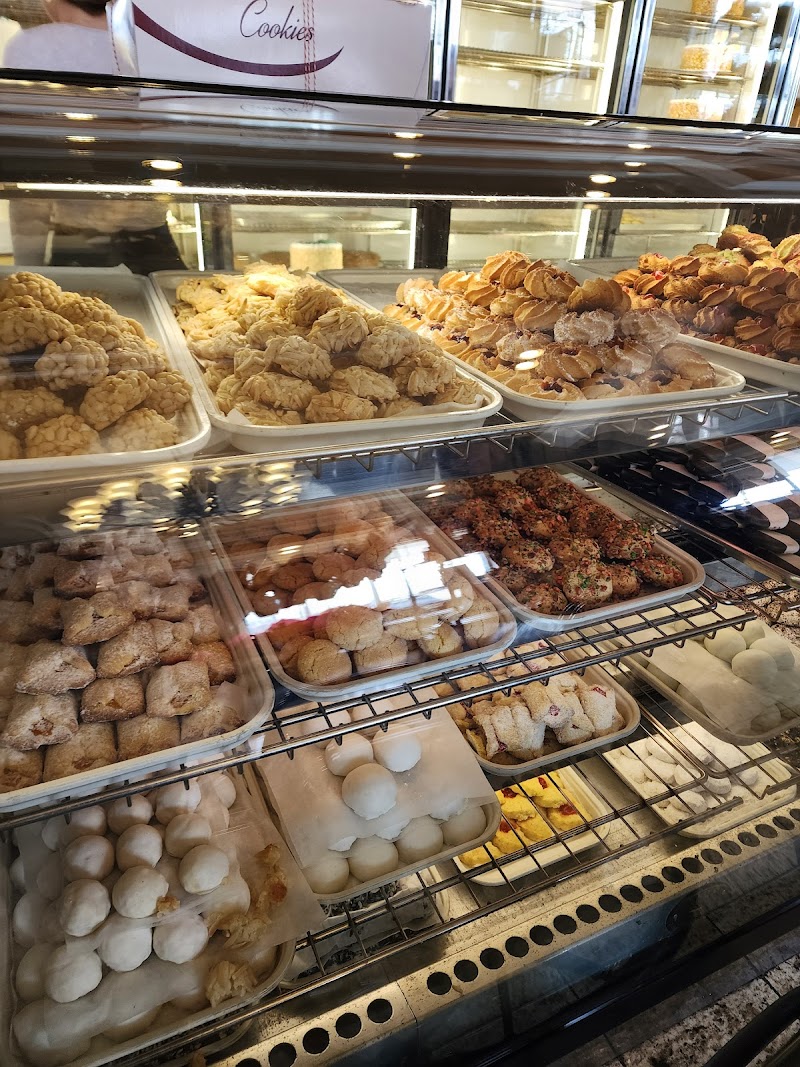 Mozzicato DePasquale Bakery and Pastry Shop photo 4