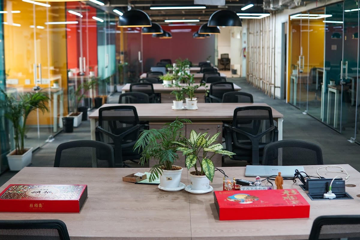 Lumos Cowork — photo 1