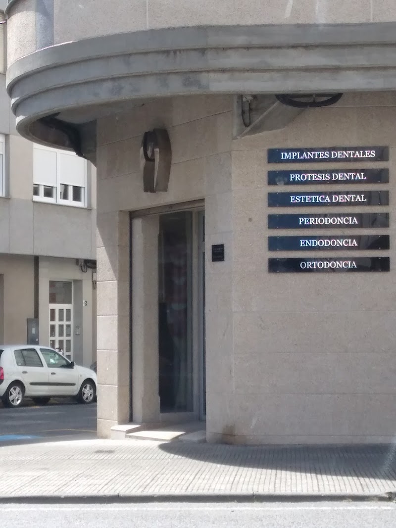 Clinica Dental Miguel Ángel photo 1