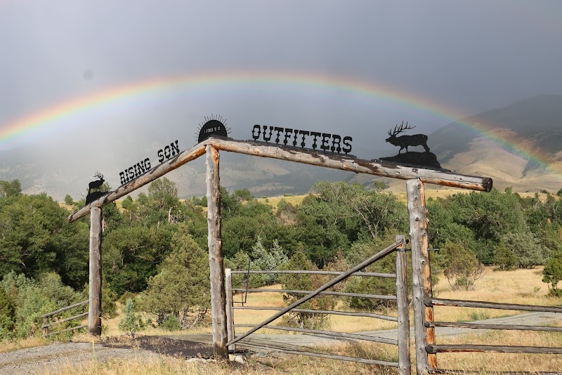 Rising Son Outfitters - Photo 4