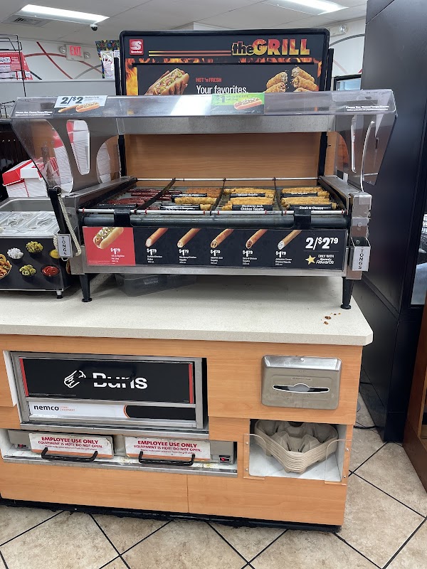 Photo by Brett Mansdorf