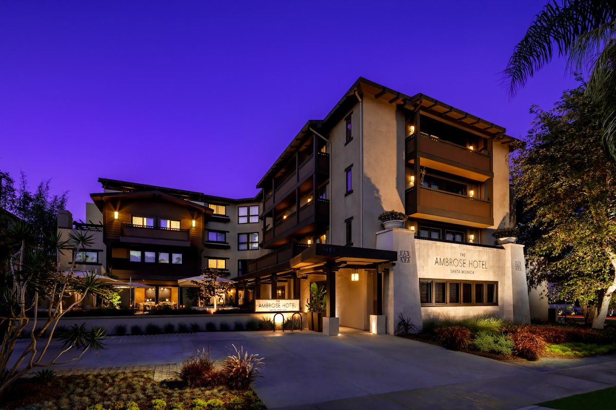 The Ambrose Hotel 전경