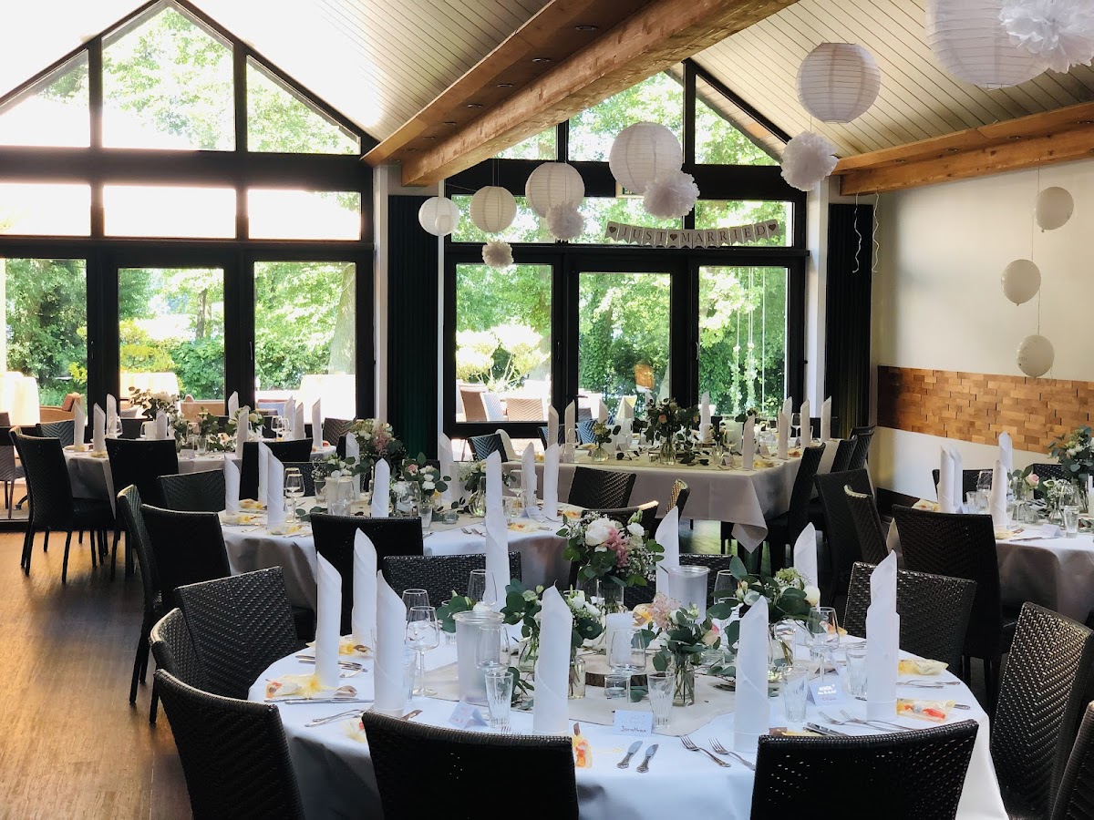 Am Krickenbecker See // Hochzeiten// Events// Familienfeiern// Geburtstage// Tagungslocation//Weihnachtsfeiern// Firmenfeste