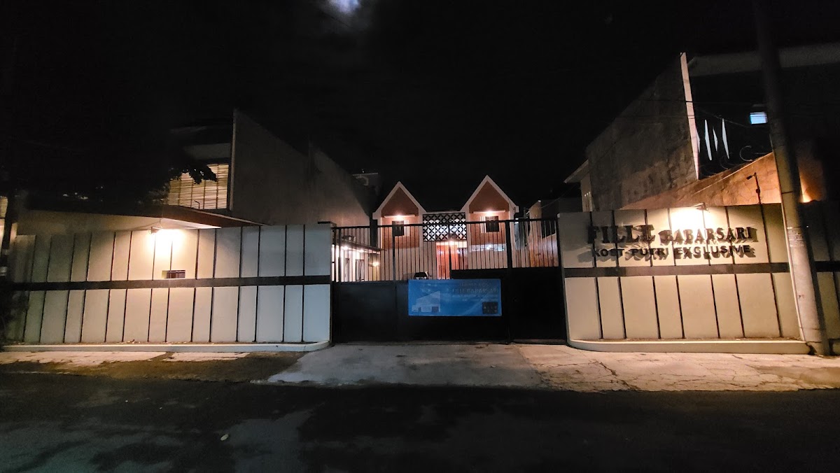 Fille Babarsari kost putri exclusive