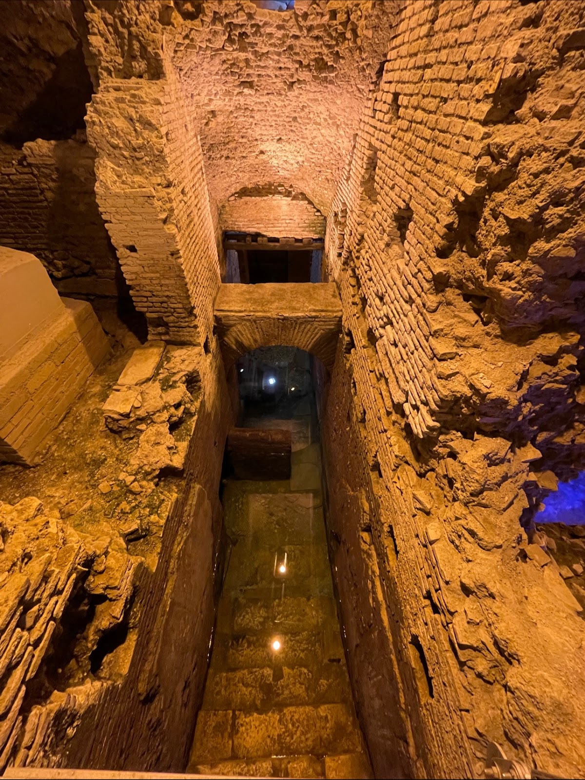 Vicus Caprarius - The Water City