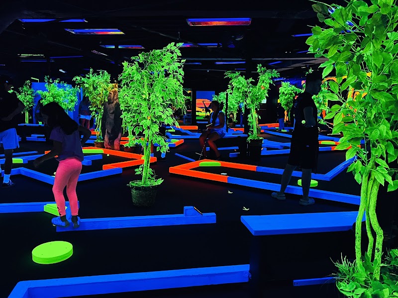 Glow Putt Mini Golf banner