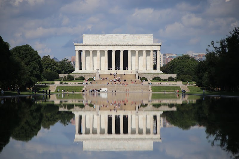 Lincoln Memorial Reflecting Pool