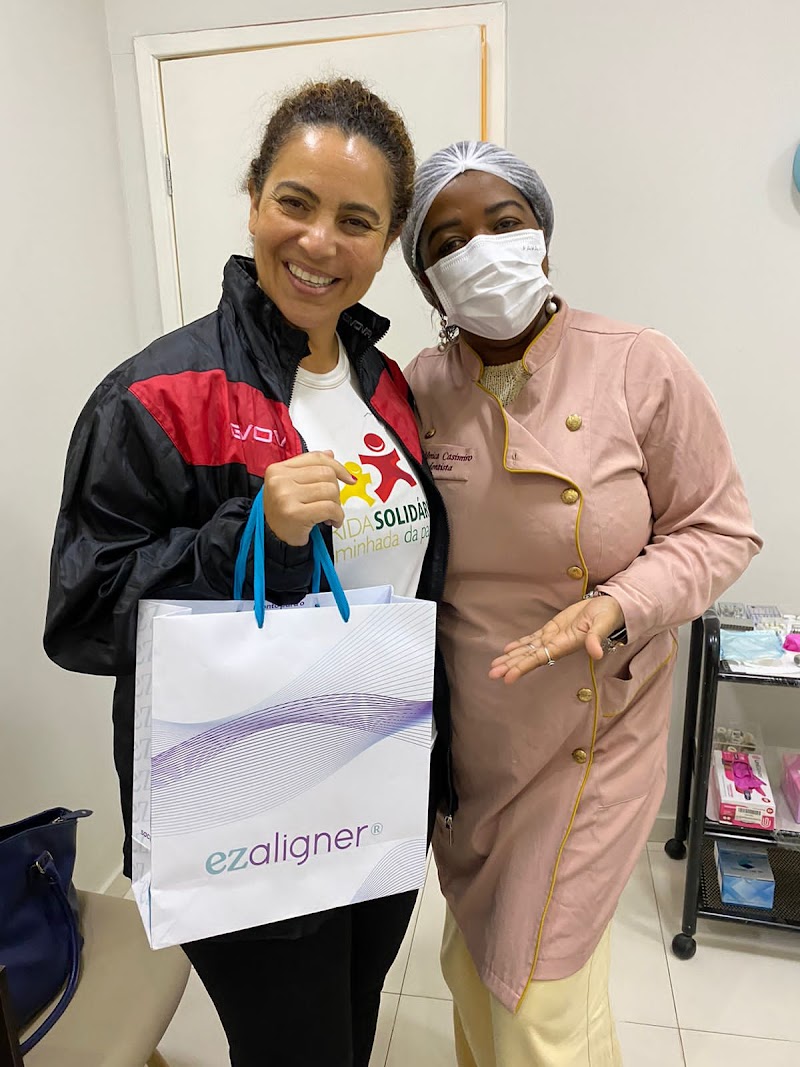 Dra. Mônica Casimiro Ortodontia Alinhadores Harmonização Facial - foto 3