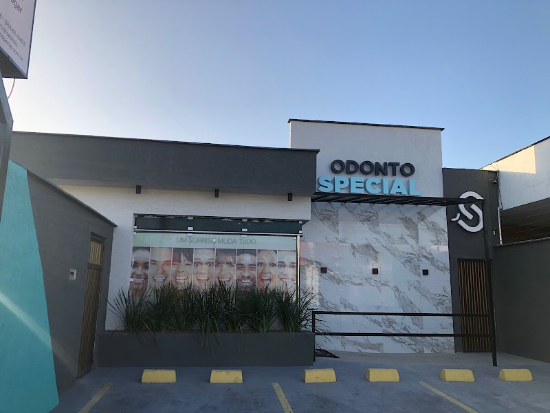 Consultório Dra. Márcia Cuenca/ImplantareOdontoClinic - foto 2