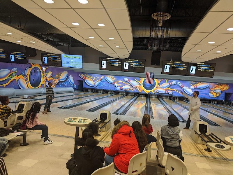 Dr. Martin Luther King, Jr. Roller Skating and Bowling Center photo 2
