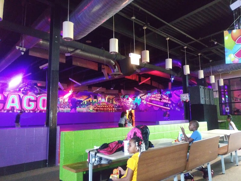 Dr. Martin Luther King, Jr. Roller Skating and Bowling Center photo 3