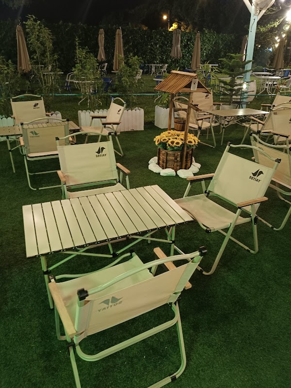 Hidden Garden by the Sea - Photo 1