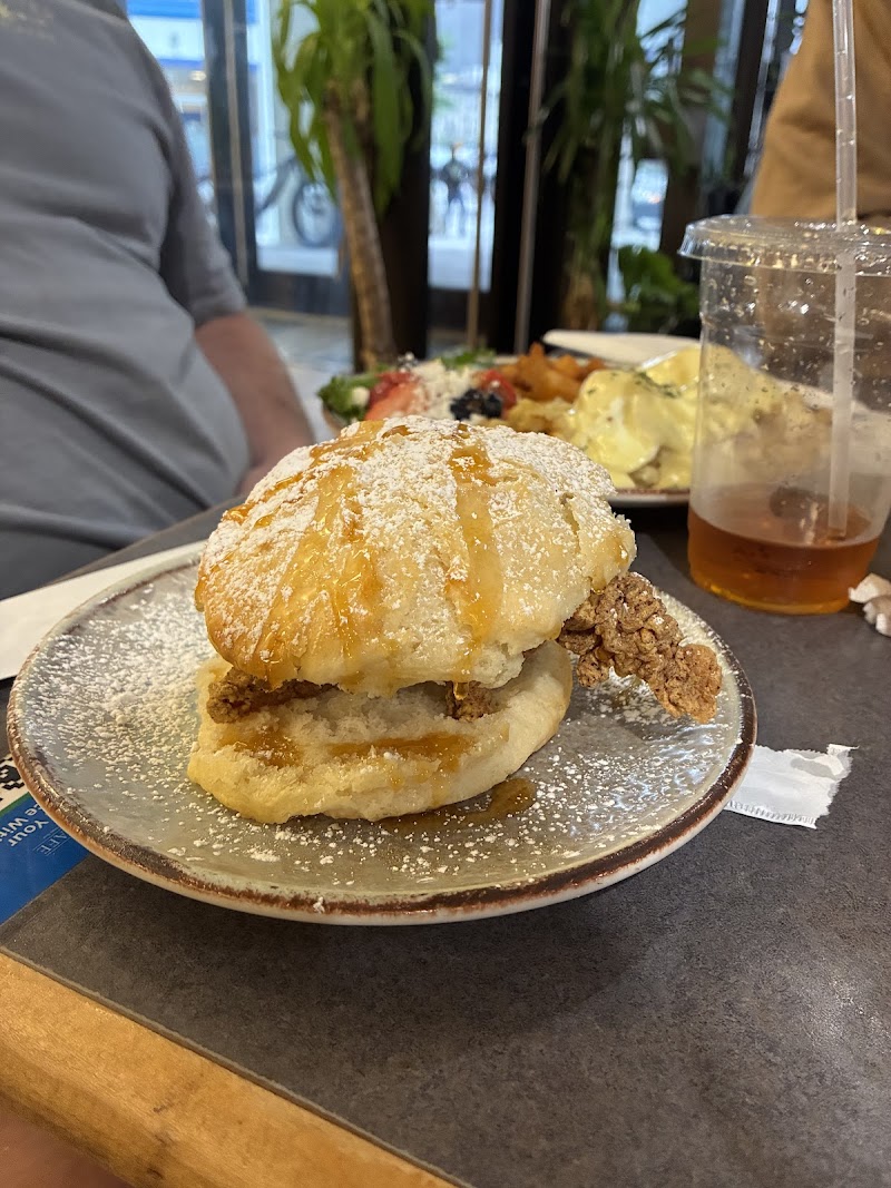 Lux Cafe | Best Southern Cuisine photo 3