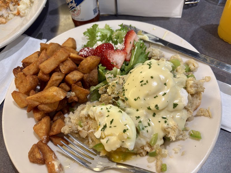 Lux Cafe | Best Southern Cuisine photo 4