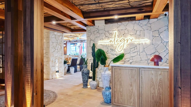 Alegre Bar and Dining photo 4