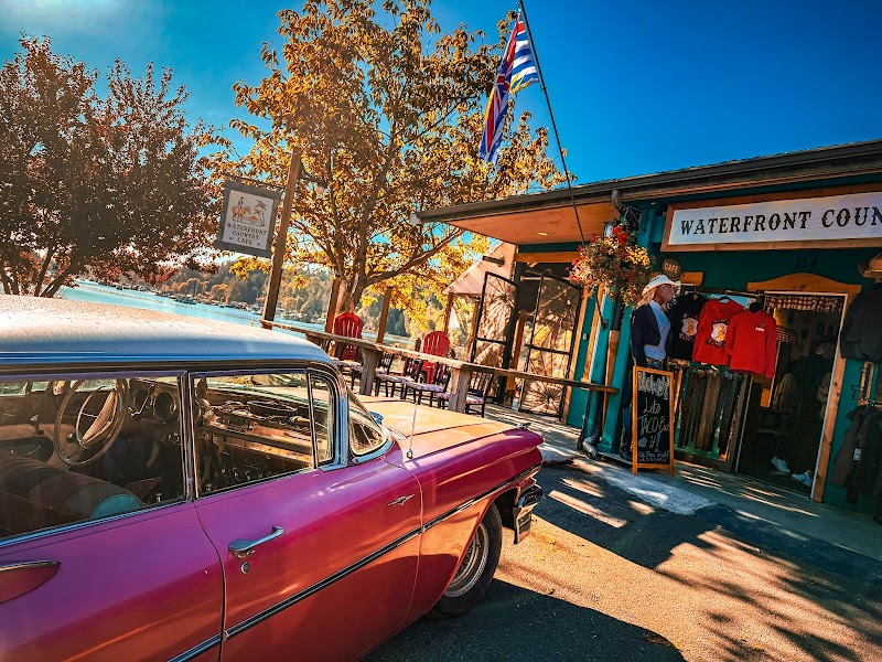 Waterfront Country Cafe photo 3