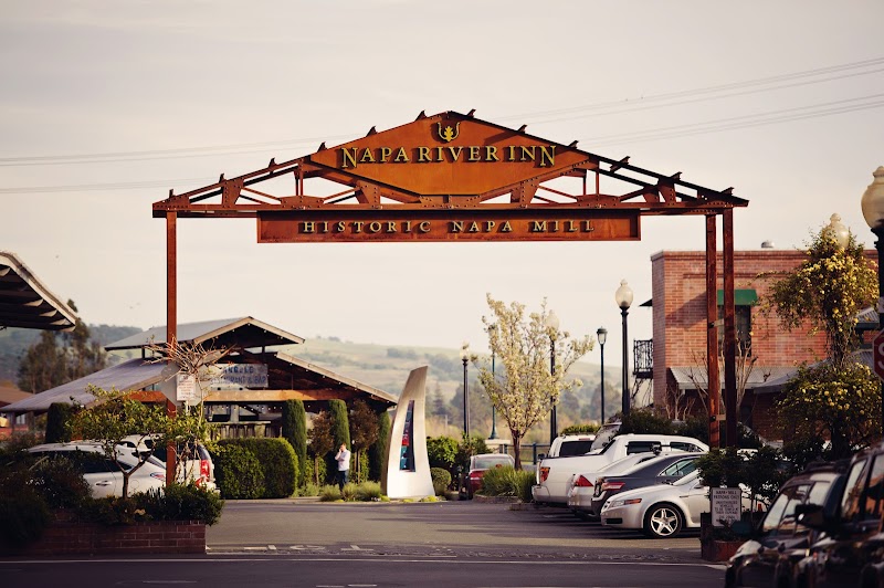 Walkable to Downtown and Local Amenities
