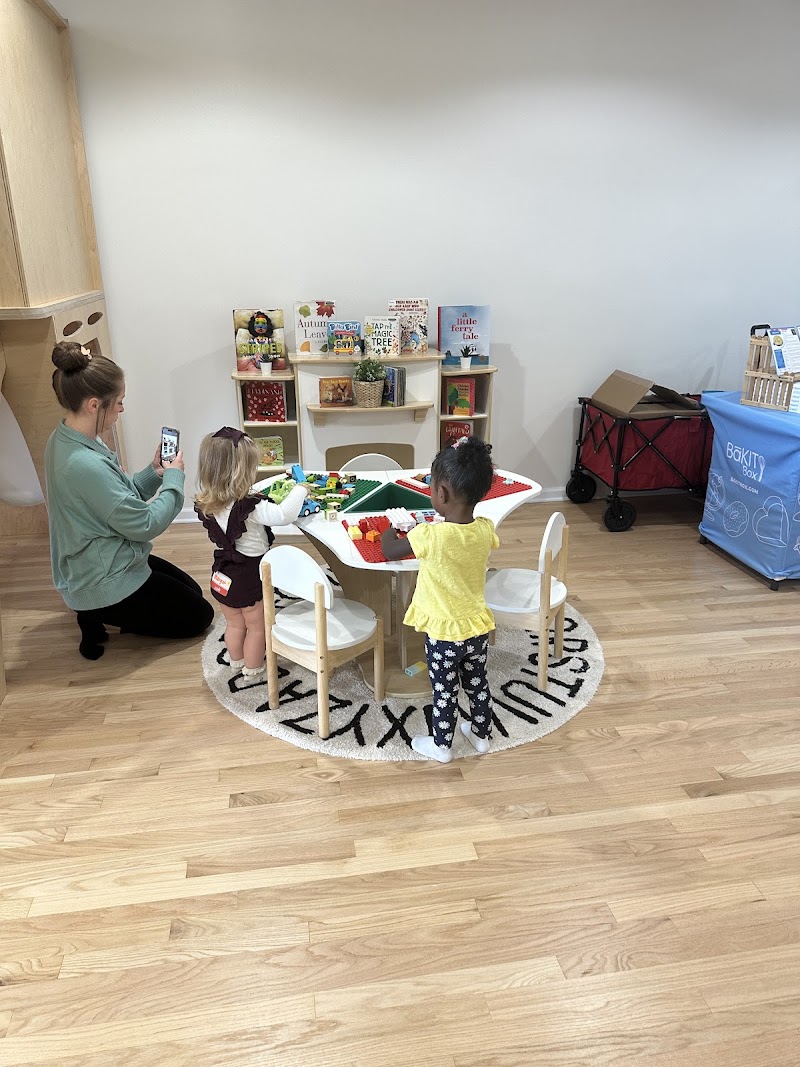 Giggles Play photo 7