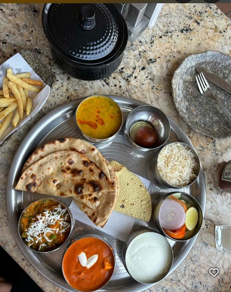 Hawk View Restaurant & Bar photo 3