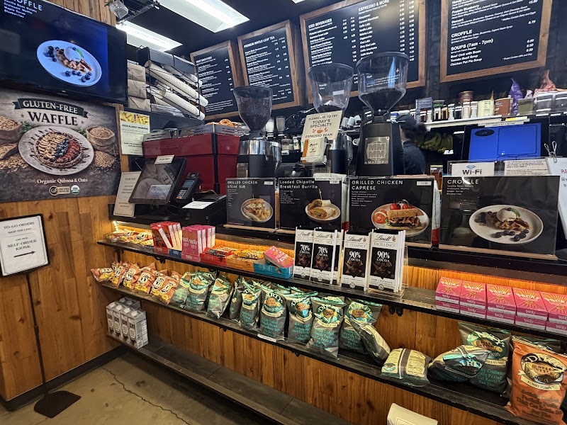 Cafe June photo 2
