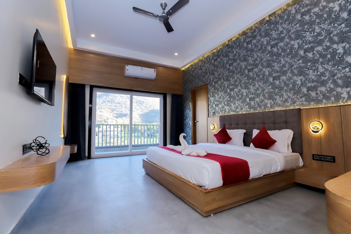 Nature Retreat Resorts — 3