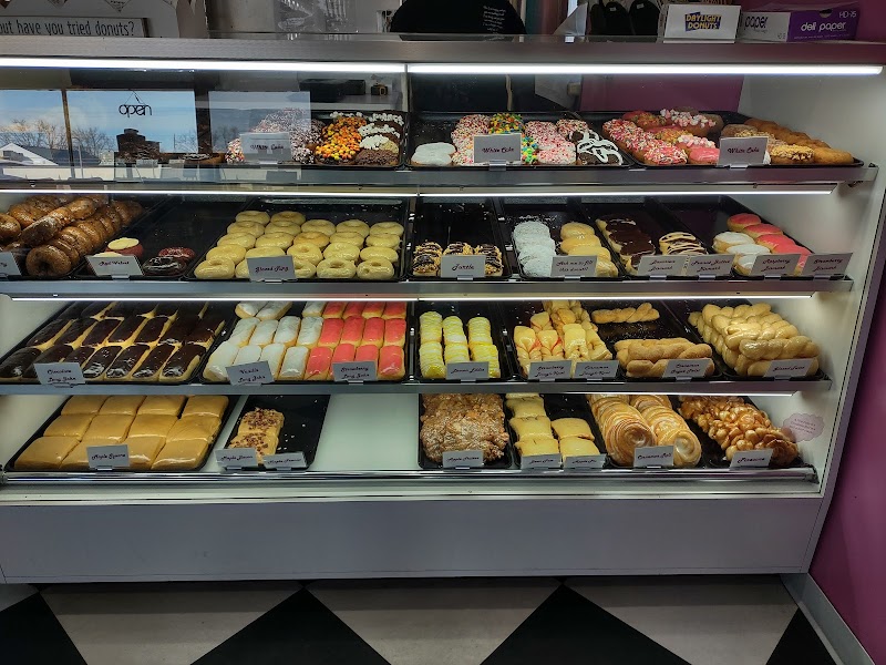 Holey Moley Daylight Donuts photo 4