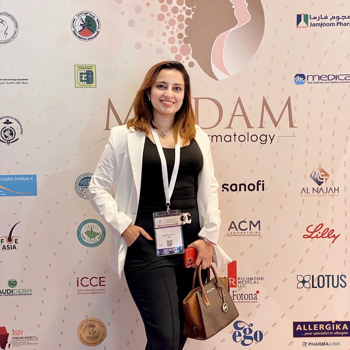 Dr Disha Dinakar - Aesthetic Skin & Hair Doctor Dubai 3
